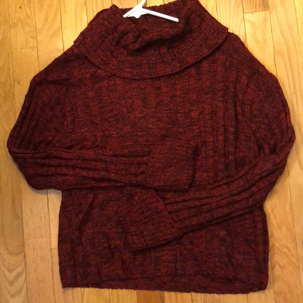 Cropped turtleneck